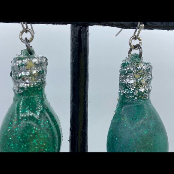 Lightbulb Earrings - Picture 2 of 8